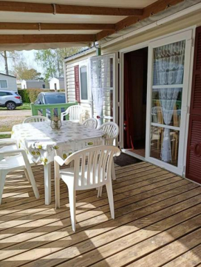 Bungalow de 3 chambres avec piscine partagee et jardin amenage a Onzain